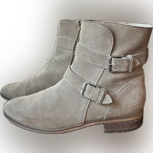 BP Genuine Leather Suede Boots, Zip Side, Buckle Details, Pre-Owned, Size 9M